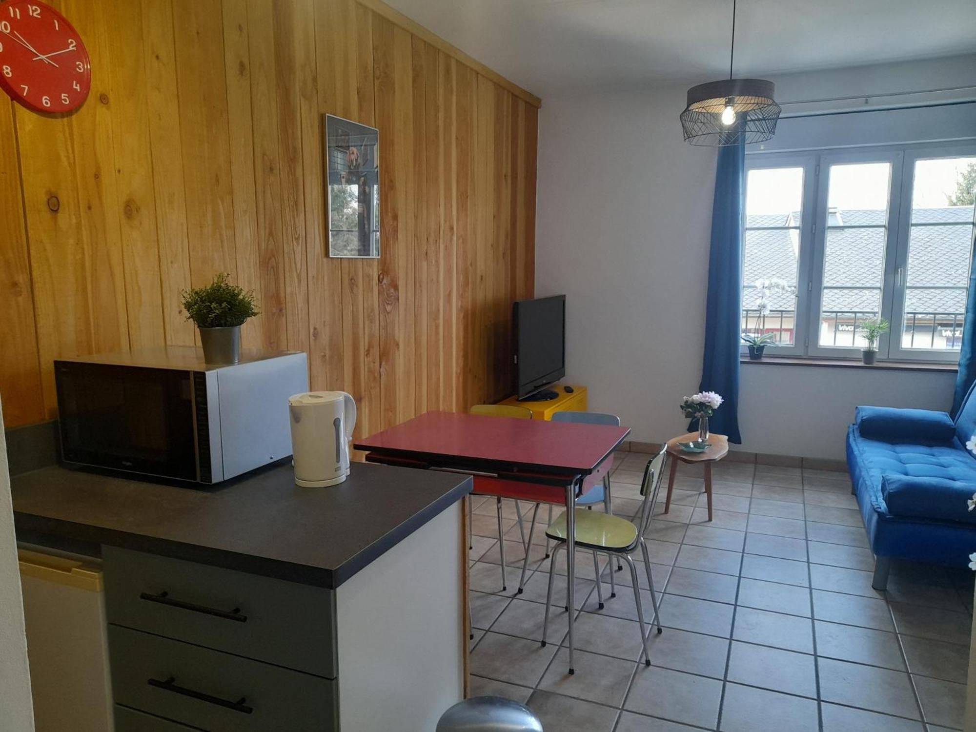 Gite De L'Auberge Olby Bagian luar foto
